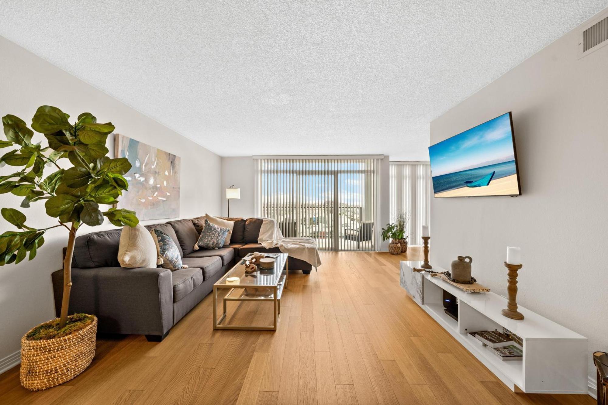 The Tulip Marina Highrise With Ocean View * Los Angeles