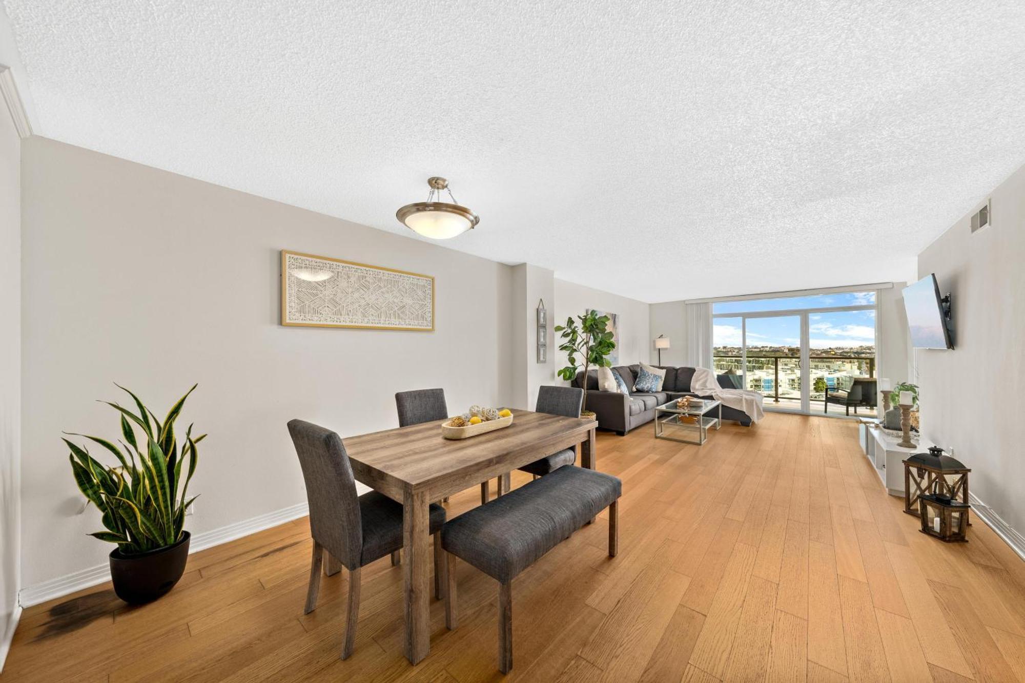 The Tulip Marina Highrise With Ocean View Los Angeles